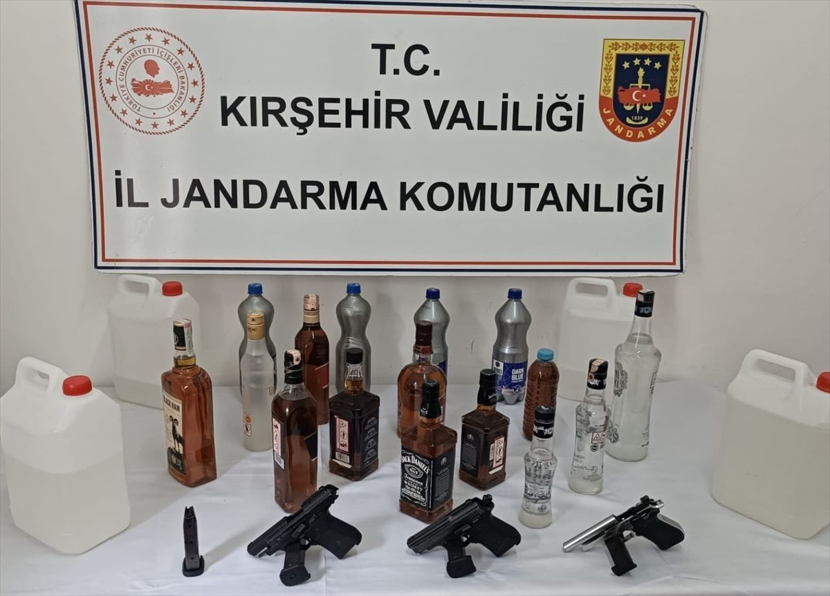 Kırşehir’de Sahte İçki ve Silah Operasyonu