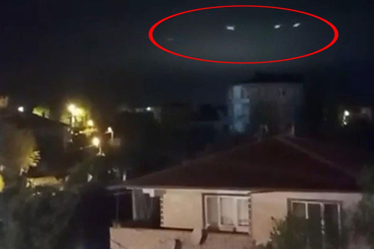 Sakarya’da gökyüzünde görülen ışıklar merak uyandırdı