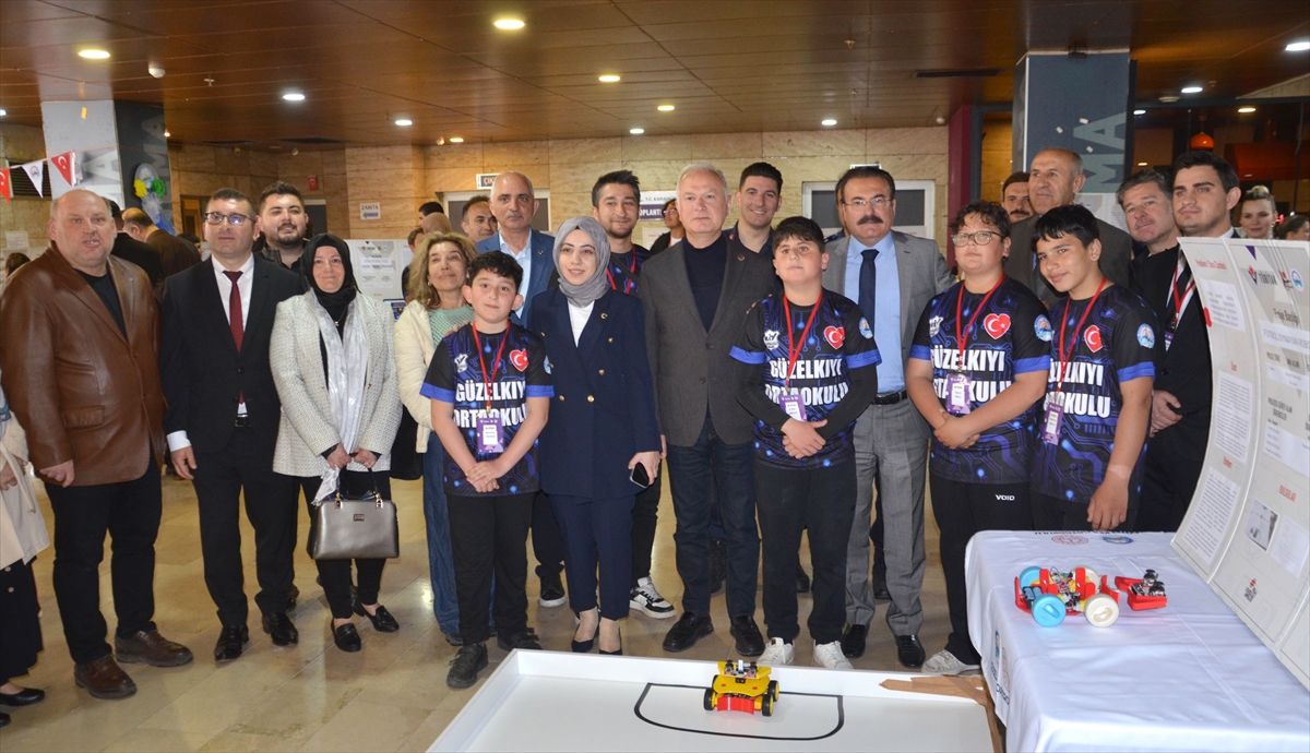 Karamürsel’de TÜBİTAK Bilim Fuarı Düzenlendi