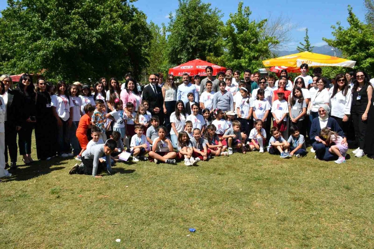 Köyceğiz’de Gençlik ve Çocuk Şenliği