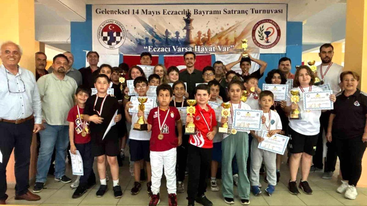 Köyceğiz’de Satranç Turnuvası Heyecanı