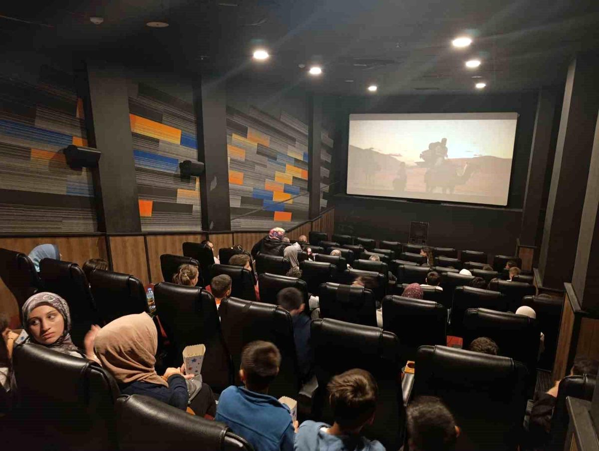 Köyceğiz’de ‘571: Rahmet Peygamberi’ Filmi Gösterildi