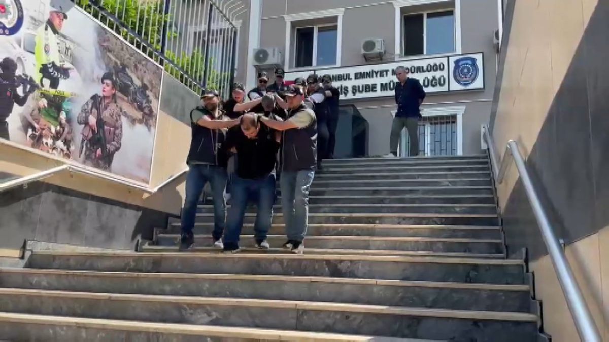 Küçükçekmece’de Yüksekten Düşme İddiası