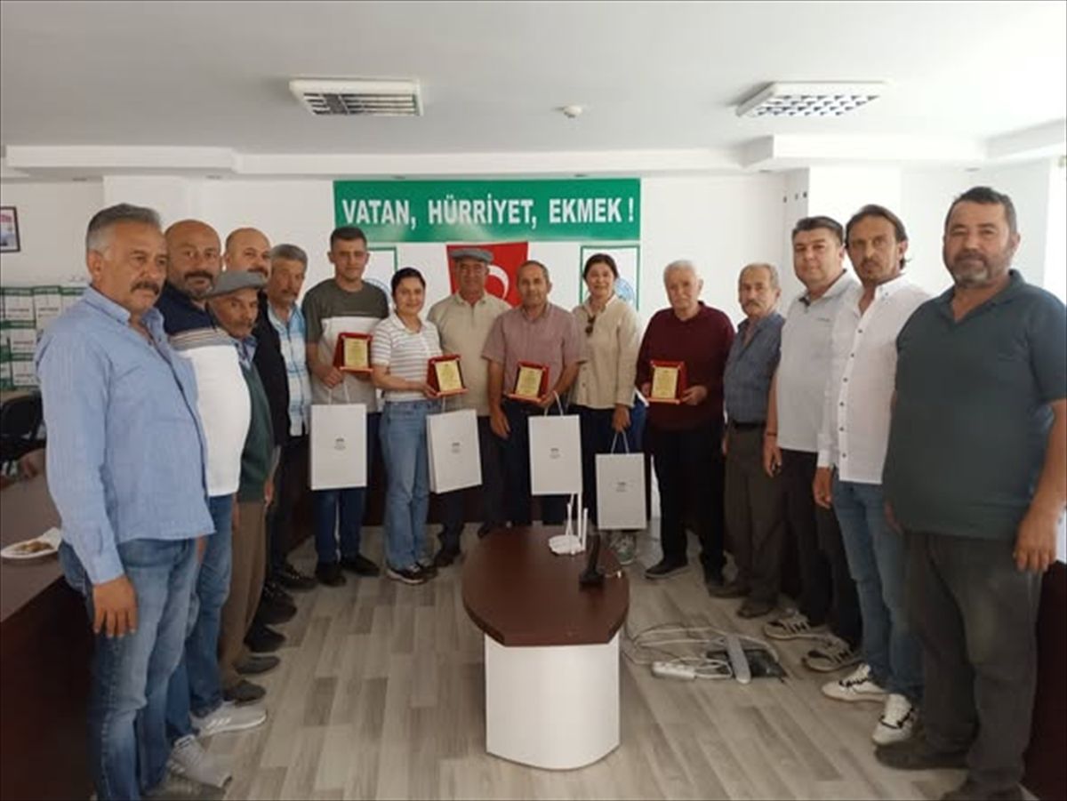 Kumluca’da Zeytinyağı Ödülleri Sahiplerini Buldu