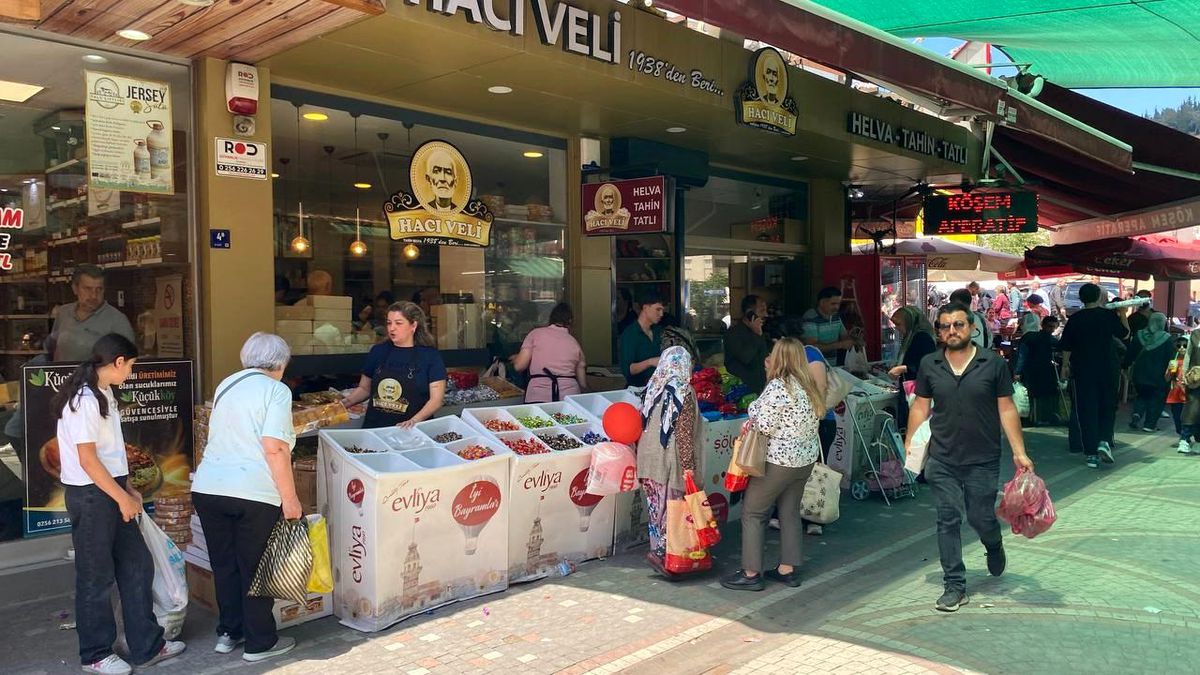 Aydın’da Arife Günü Hareketliliği
