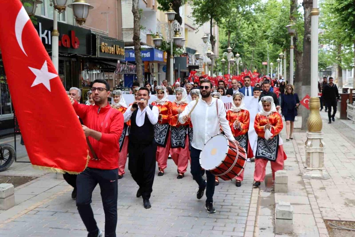 Malatya’da Gençlik Haftası Başladı