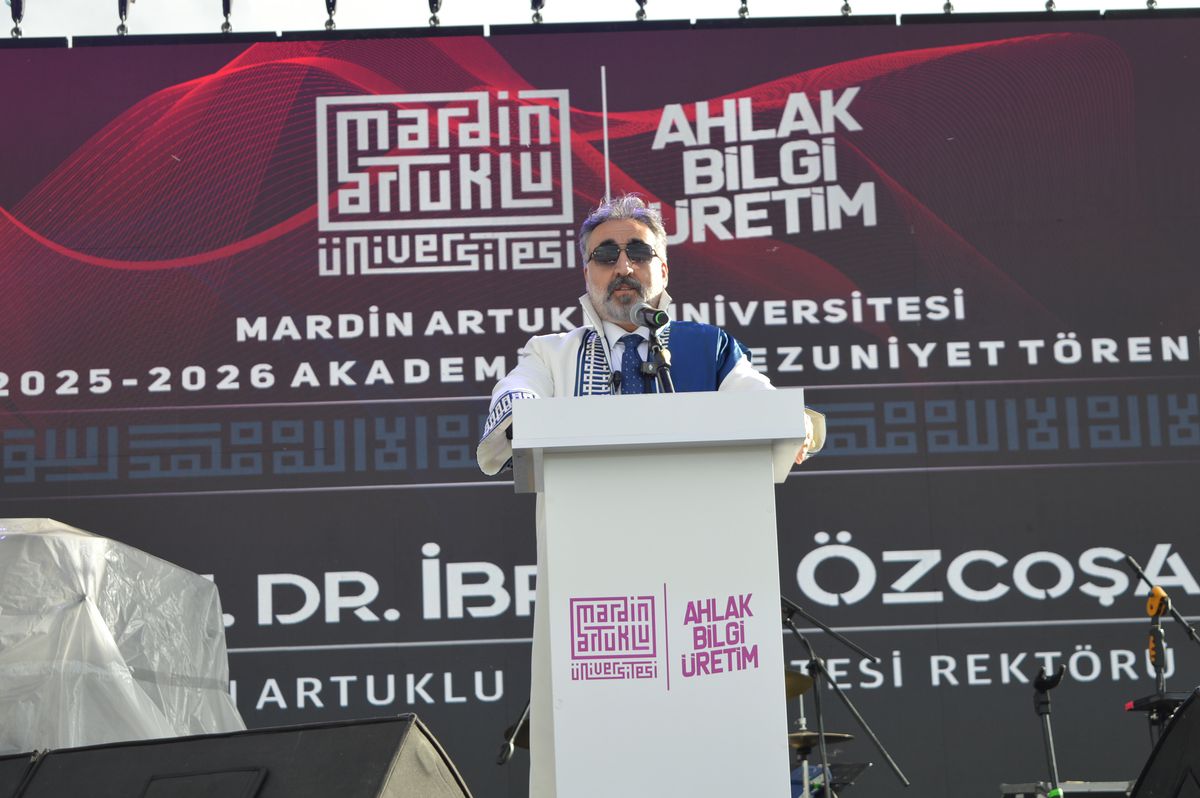 Mardin Artuklu Üniversitesi’nde Mezuniyet Coşkusu