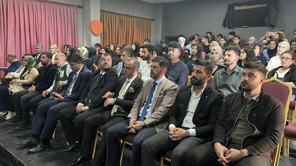Mardin’de Bağımlılıkla Mücadele Tiyatrosu