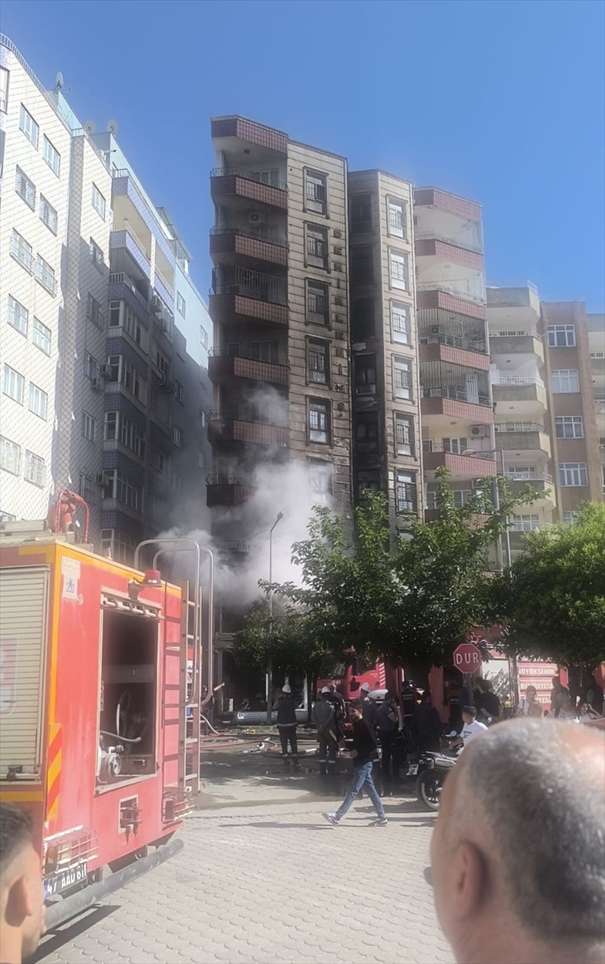 Kızıltepe’de Yangın: İş Yeri Hasar Gördü