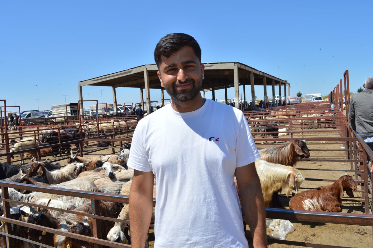 Mardin’de Hayvan Pazarında Bayram Yoğunluğu