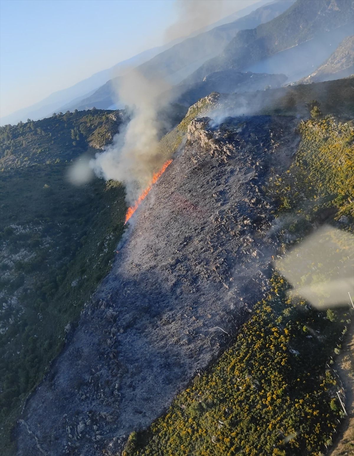 Marmaris’te Yangın Kontrol Altına Alındı