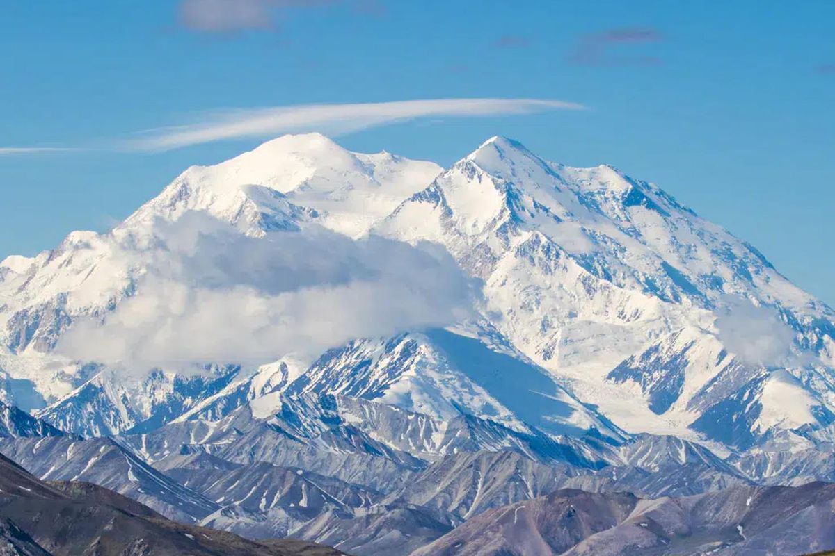 McKinley Dağı’ndan düşen 3 Letonyalı dağcı hayatını kaybetti