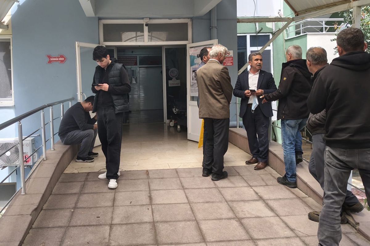 Mersin’de evde rahatsızlanan 2 çocuk hayatını kaybetti, anne ve baba tedavi altına alındı
