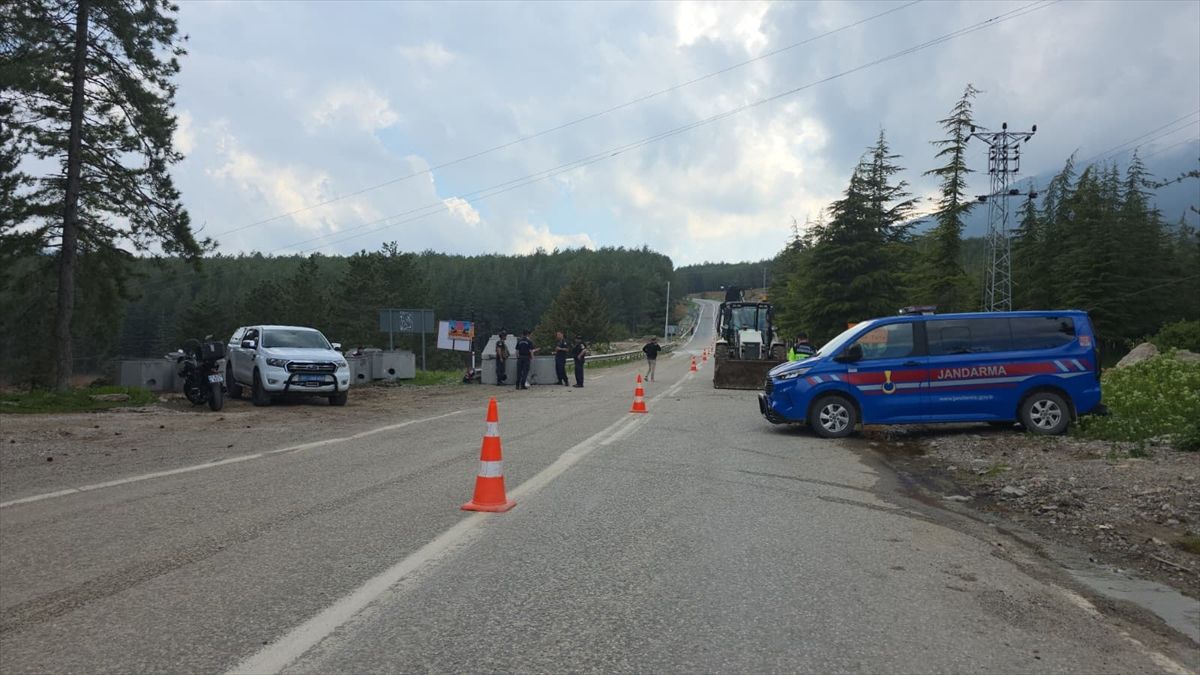 Tarsus’ta Lokantaya Silahlı Saldırı: 2 Ölü, 2 Yaralı