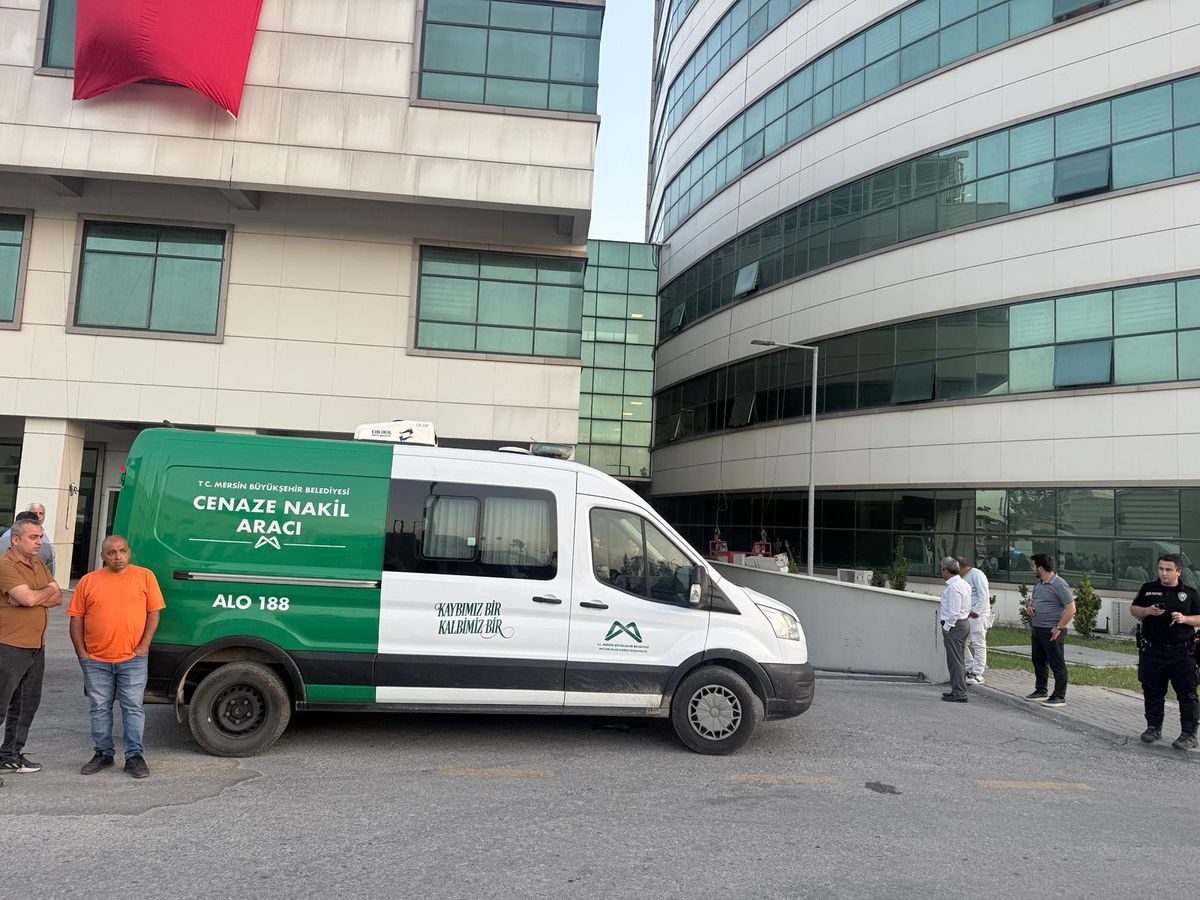 Mersin’deki saldırıda yaralanan restoran çalışanı: Telefon çıkaracağını sanarken birden tabancayı çıkardı