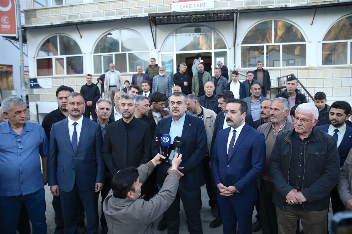 Bakan Tekin: Bayram Birlik ve Dayanışmamızdır