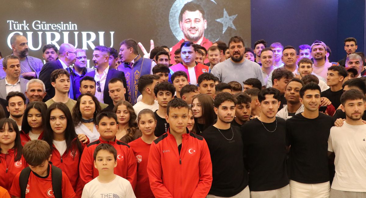 Rıza Kayaalp’e Fahri Doktora Unvanı