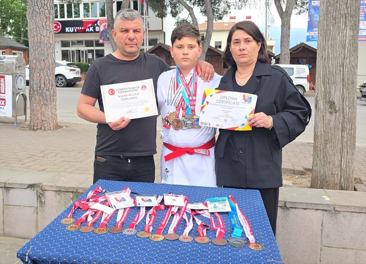Sporcu Baba, Belediye Başkanını Protesto Etti