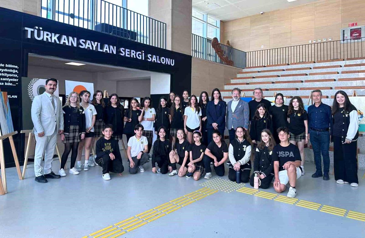 MTK Koleji’nde Öğrenci Resim Sergisi