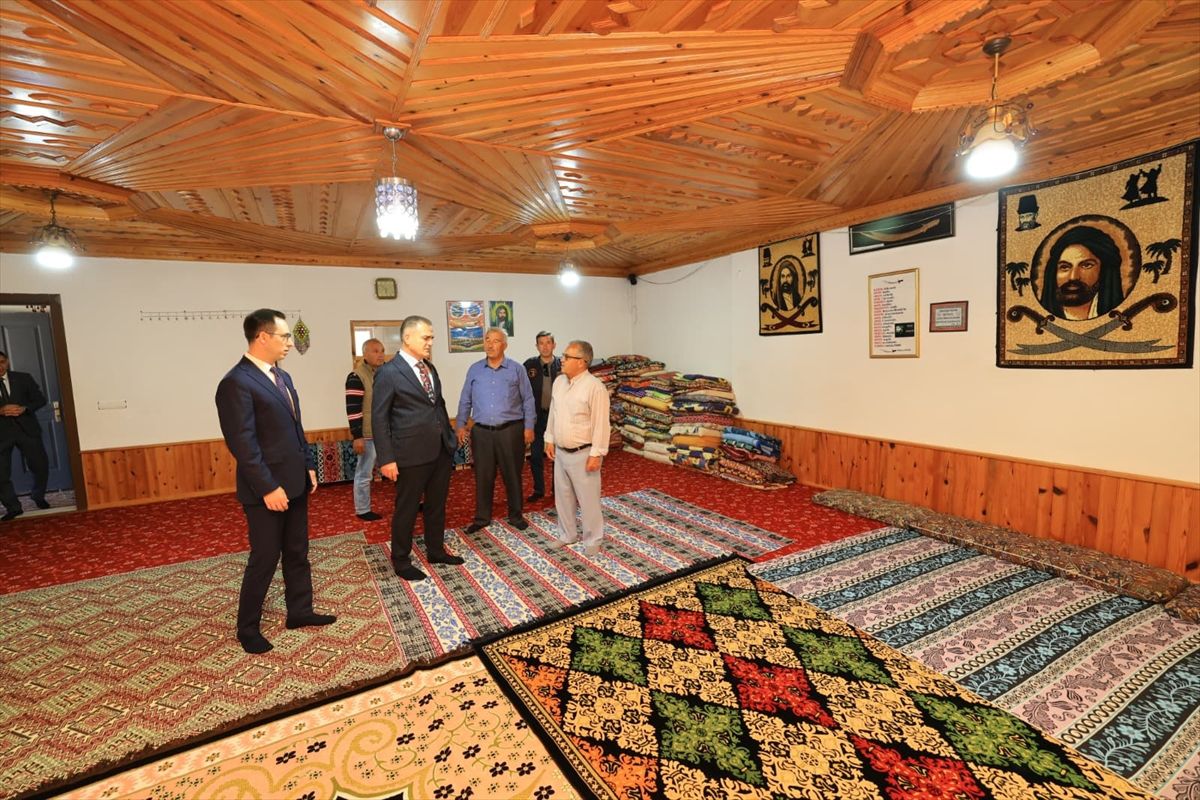 Vali Akbıyık Ula’da Mahalle Ziyaretinde