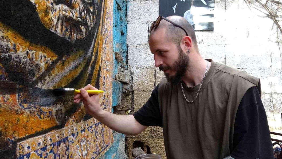 Nostaljik Halı ve Perdeyle Sanat