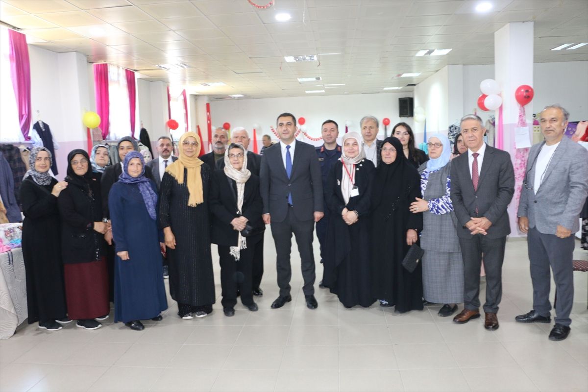 Of’ta Dikiş Nakış Kursu Sergisi Açıldı