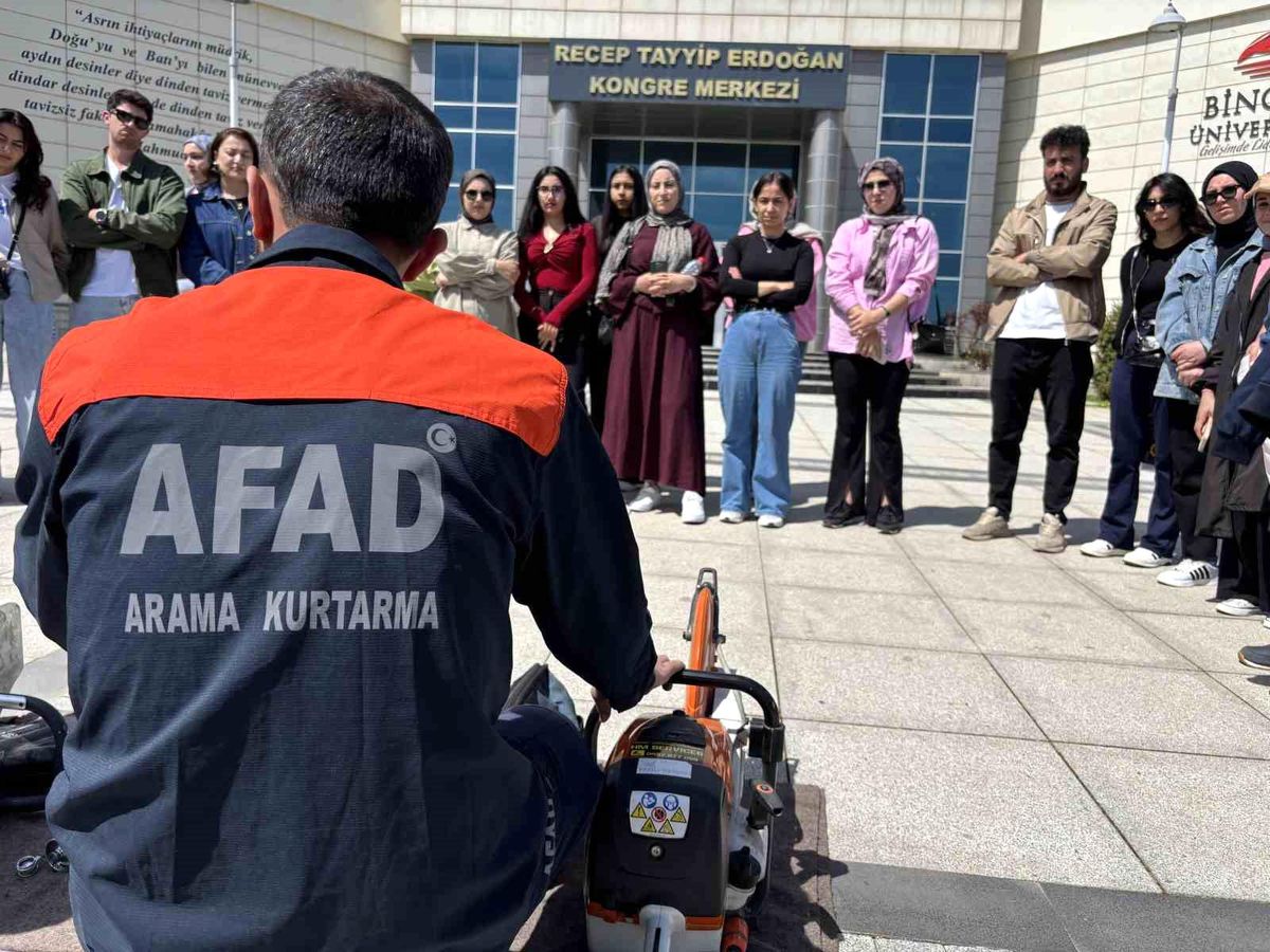Bingöl’de Öğrencilere AFAD Eğitimi