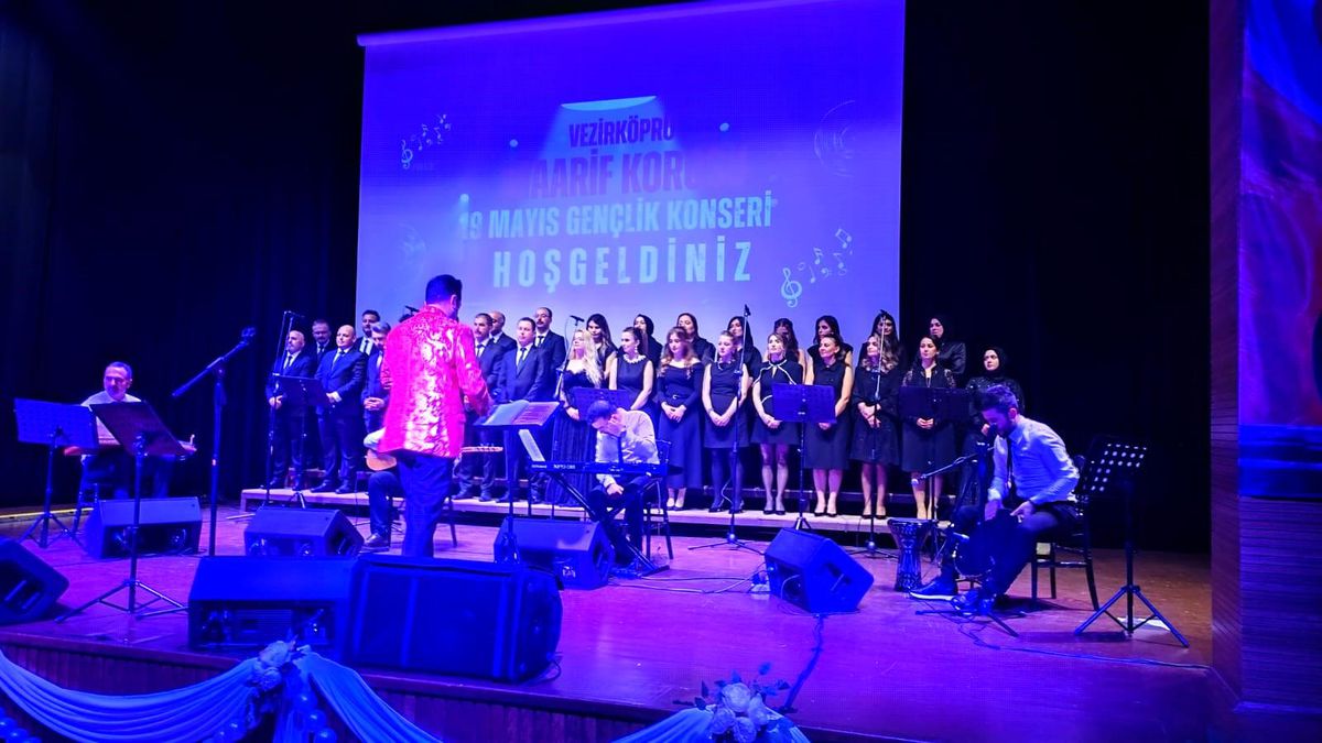 Öğretmenlerden 19 Mayıs konseri