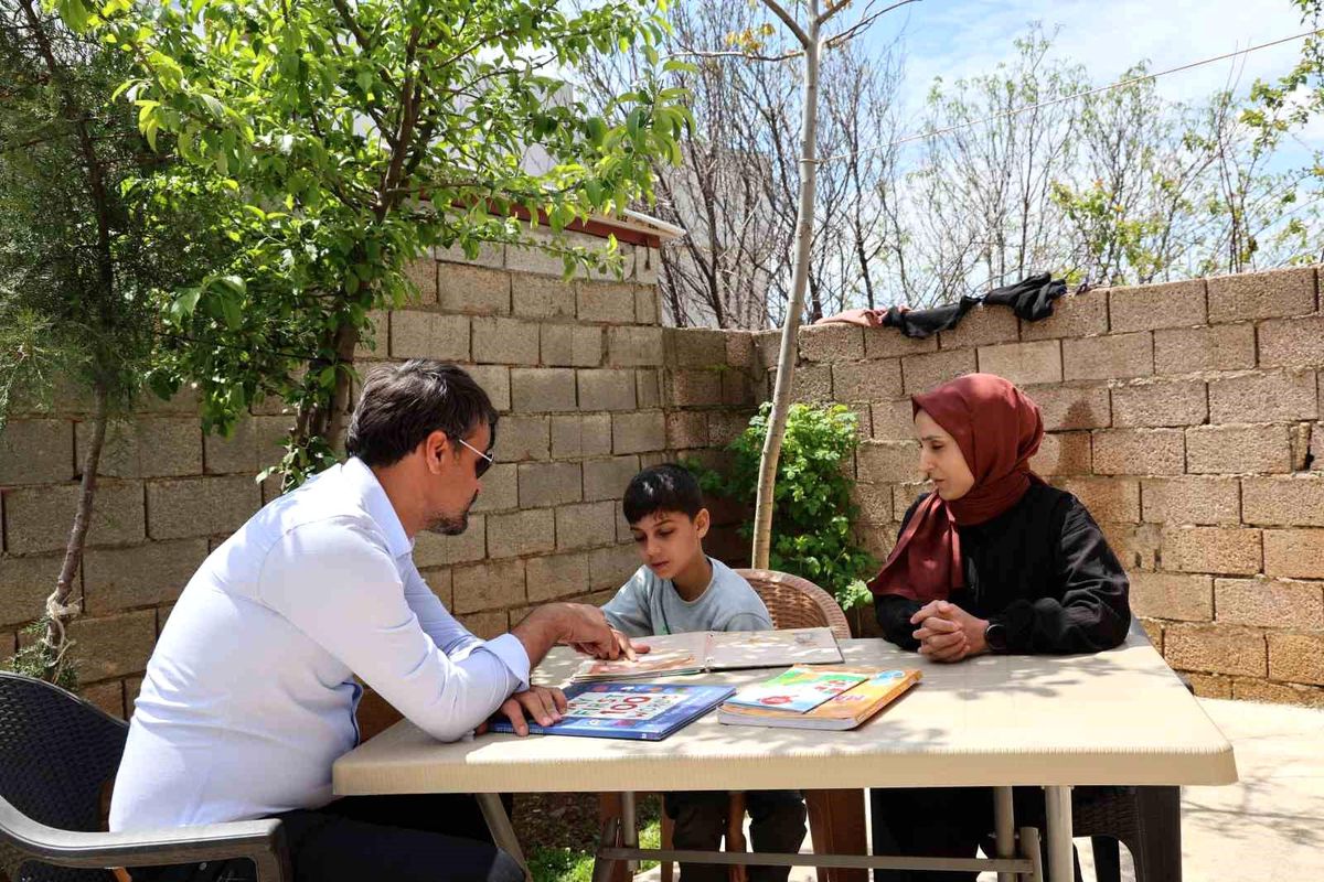Evde Eğitim Sayesinde Zeynel’in Başarısı