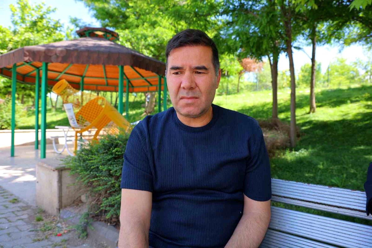 Mustafa’nın Babasından Dua Beklentisi