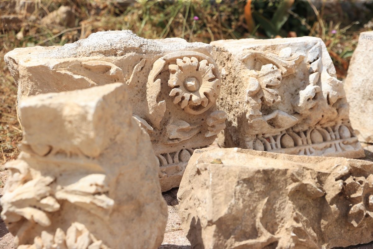 Olympos’ta Aristokrat Kadına Ait Mezar Bulundu