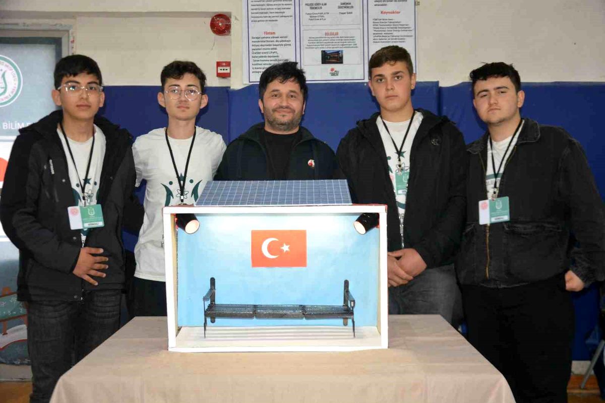 Kumru’da 4006 Bilim Fuarı