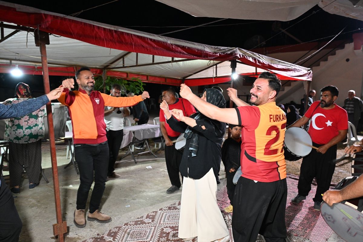 Galatasaray Şampiyonluğu Düğünde Coşku Yaratı