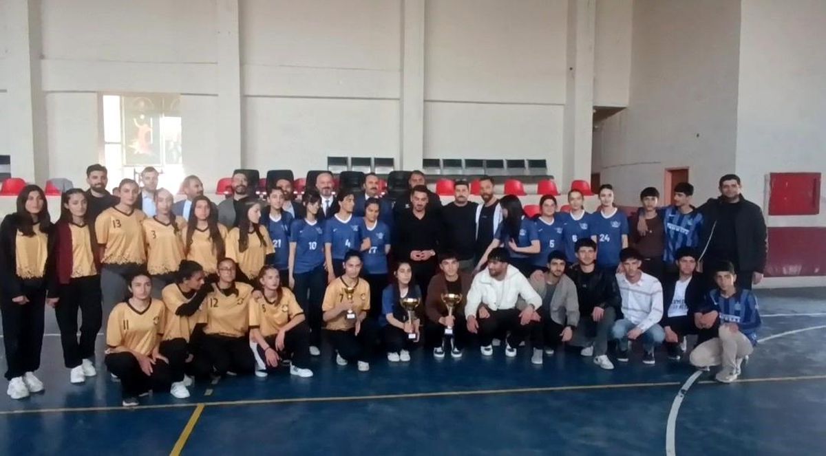 Özalp’ta Voleybol Turnuvası Sonuçlandı