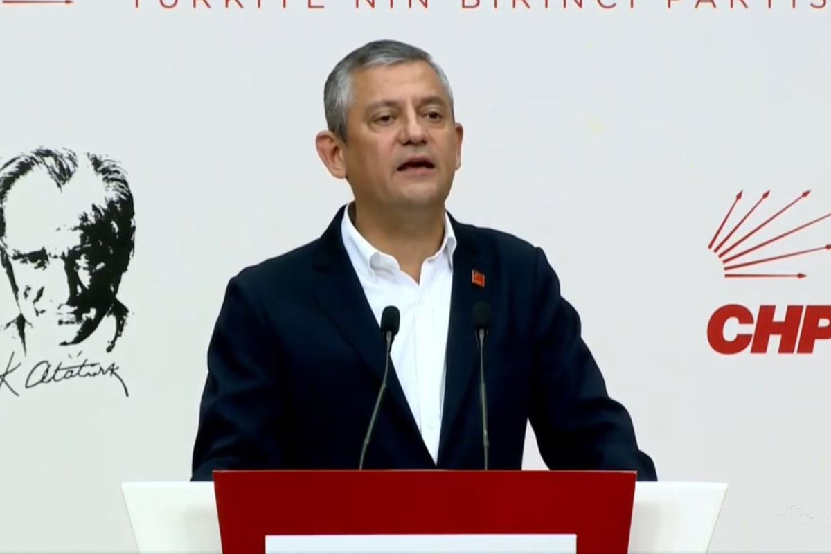 Özgür Özel açıklamalarda bulunuyor: Yargıtay’a ilk itirazımızı yaptık