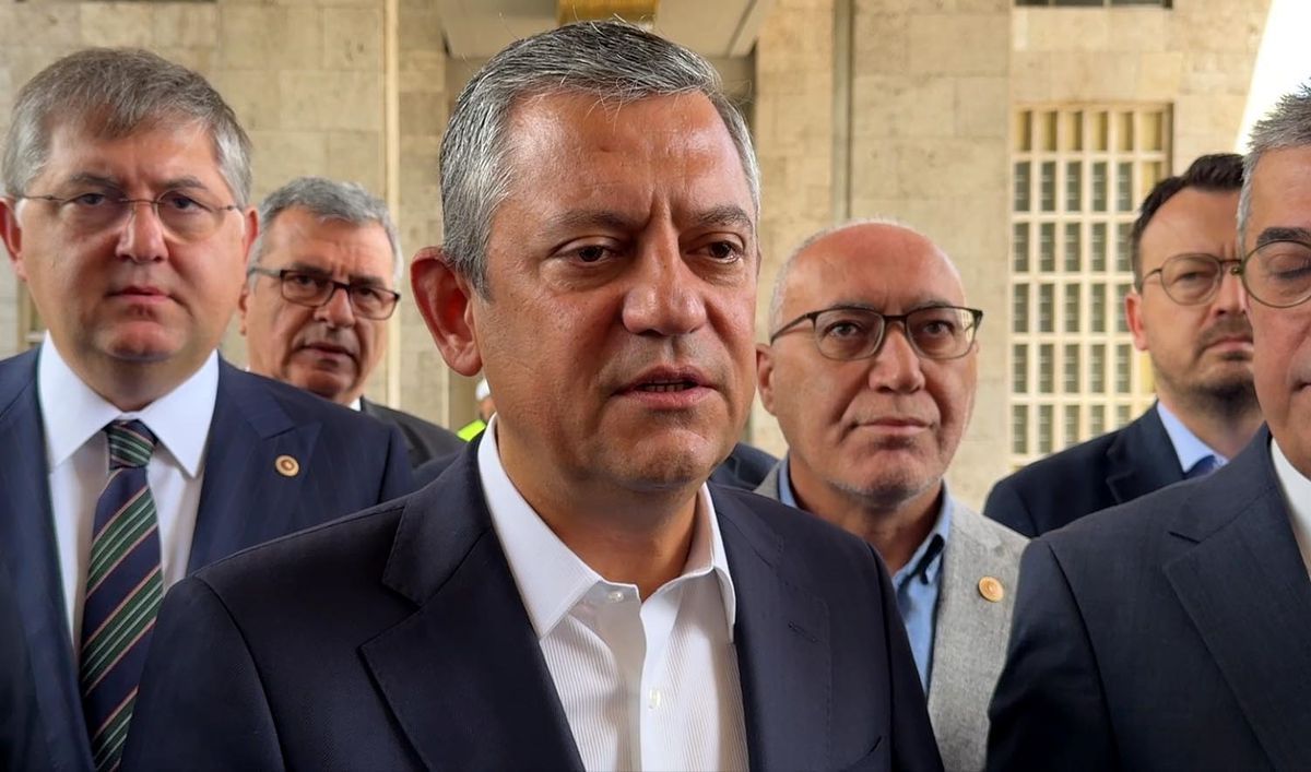 Özgür Özel’in TBMM’deki unvanı ‘Grup Başkanı’ olarak değişti