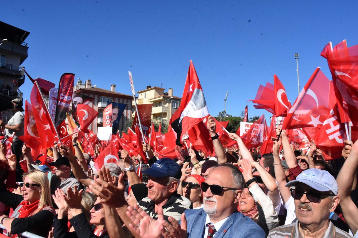 Özel’den Erdoğan’a seçim çağrısı: Sandıktan kaçmak milletten kaçmaktır