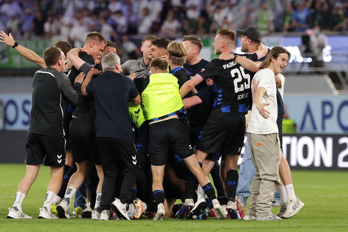 Tarihi zafer! Bundesliga’nın eski şampiyonunu yenip 30 yıl sonra küme düşürdüler