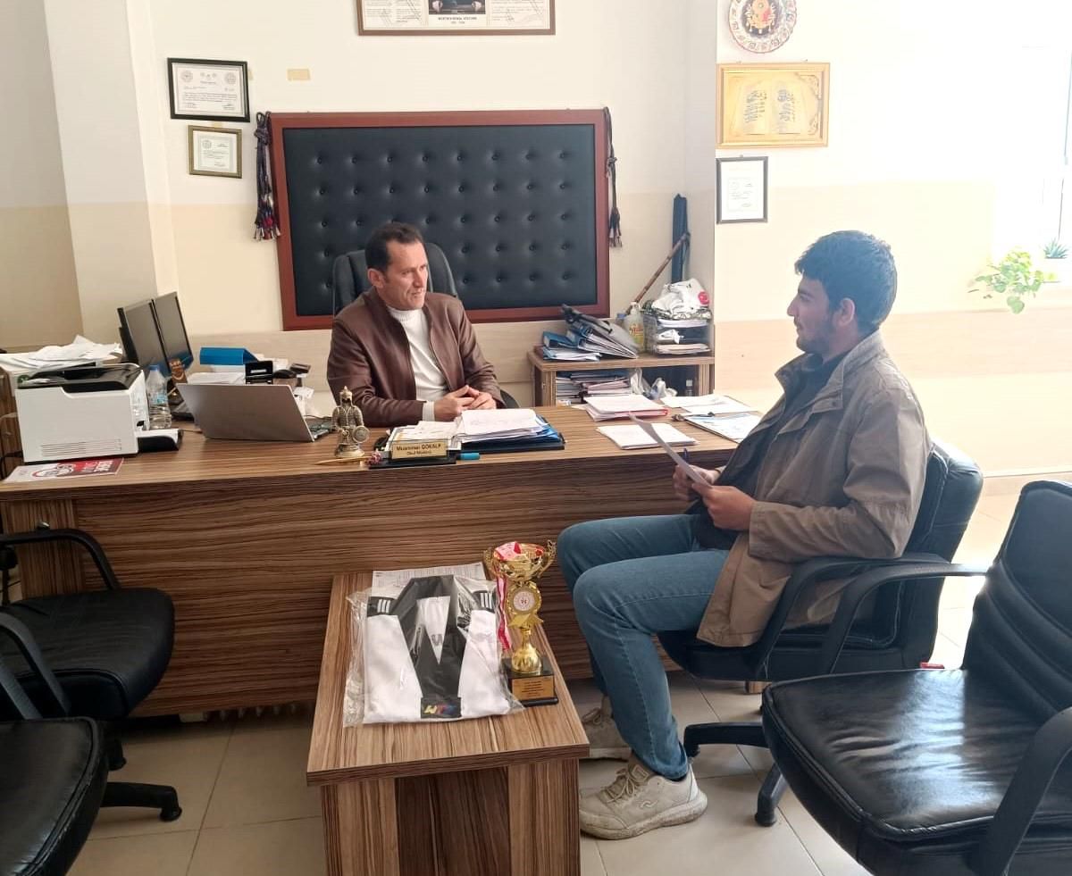Pazarlar Spor Lisesi’nin başarı hikayesini yazıyor
