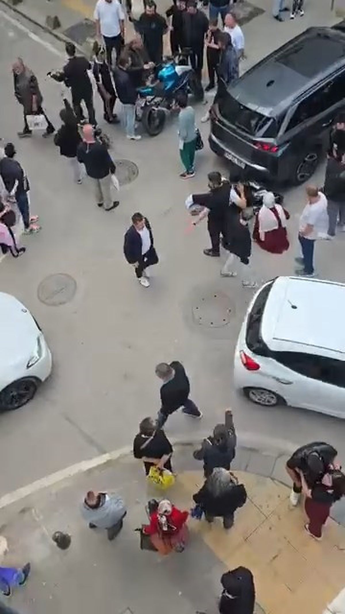 Pendik’te Motosiklet Kazası: Sürücü Yaralandı
