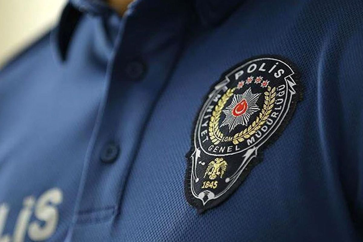 Polis memuru, baskına gittiği evdeki genç kadına tecavüz etti