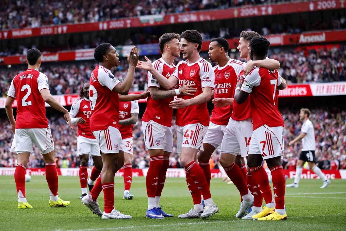 Arsenal 22 Yıl Sonra Şampiyon!