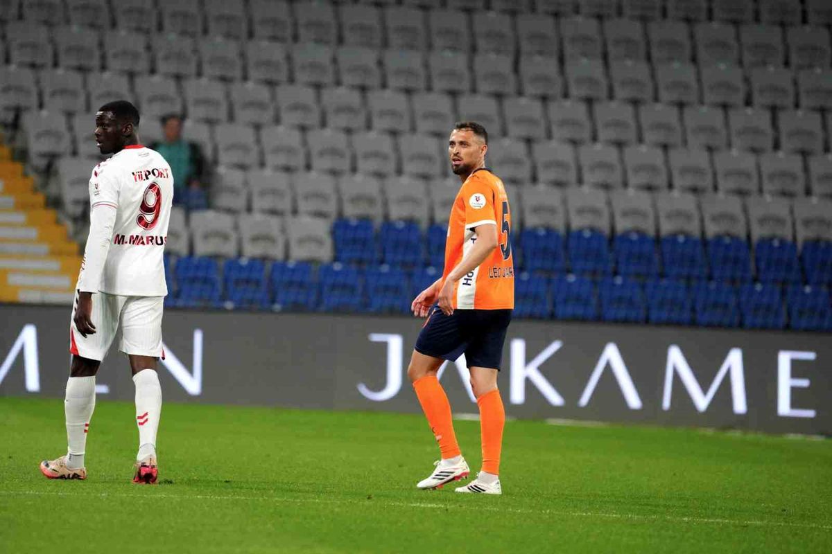 Başakşehir, Leo Duarte ile yollarını ayırdı