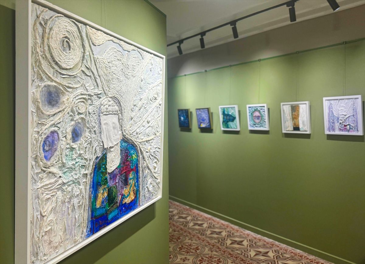Hülya Yazıcı’nın 40 Yıl Sanat Yolculuğu: ‘Perde’ Sergisi