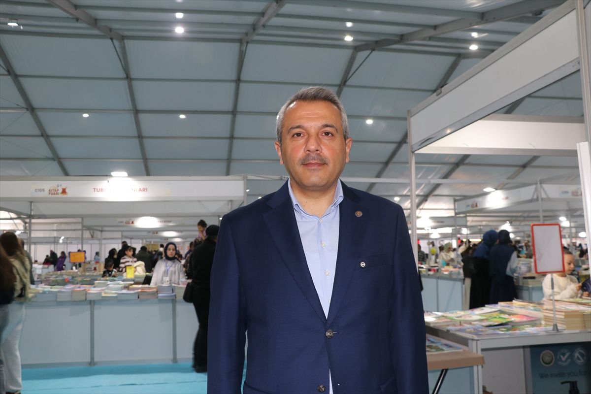 Rize’de 3. Kitap Fuarı Sürüyor