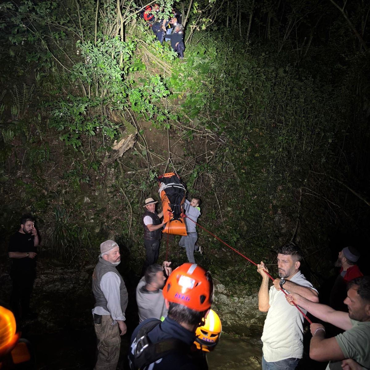 Sakarya’da Uçuruma Düşme Faciası