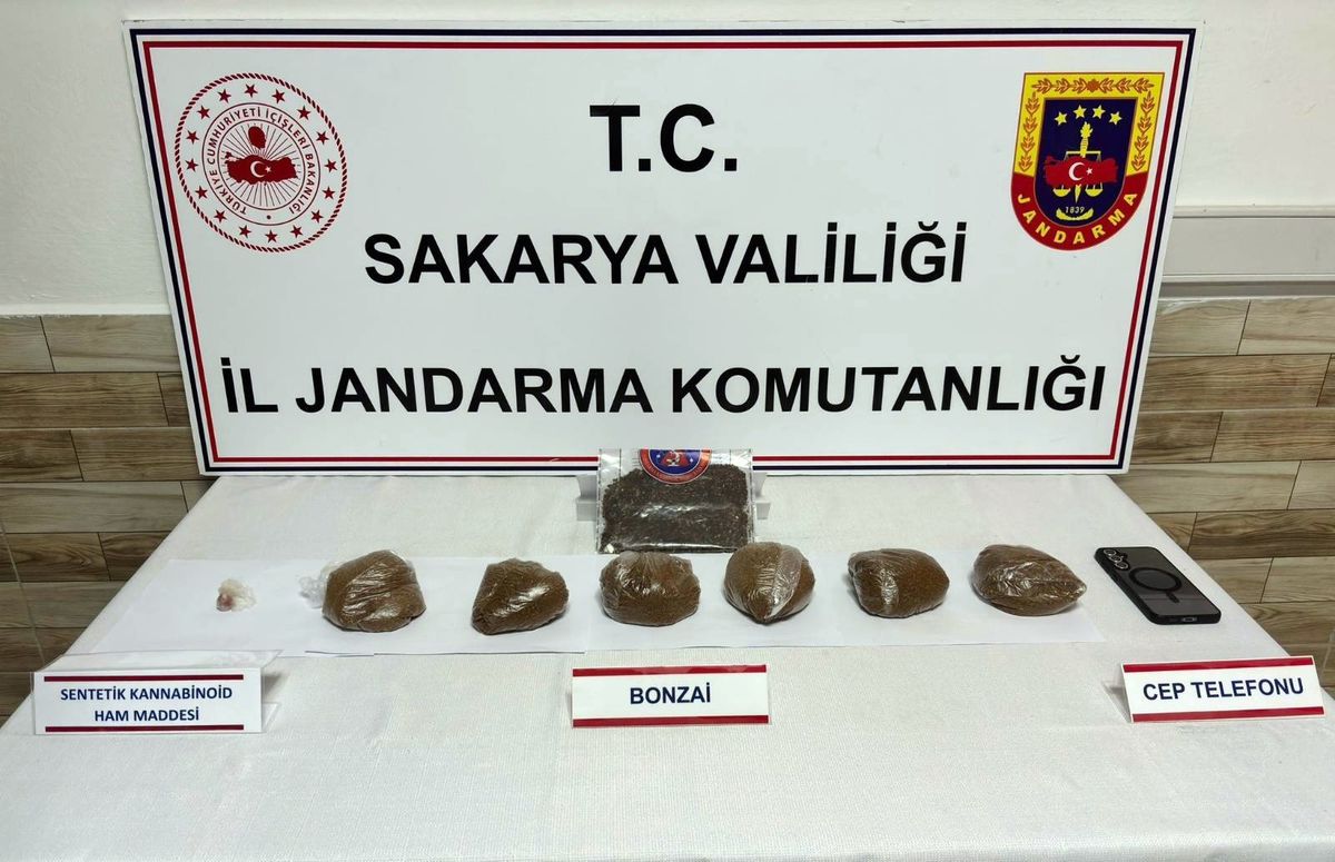 Sakarya’da uyuşturucu operasyonu: 2 tutuklama