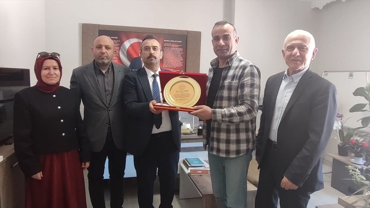 Salıpazarı’nda Dernek Başkanı Değişti