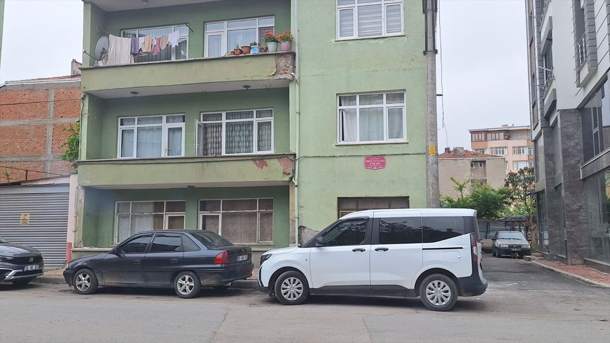 Bafra’da 3 Yaşındaki Çocuk Balkondan Düştü