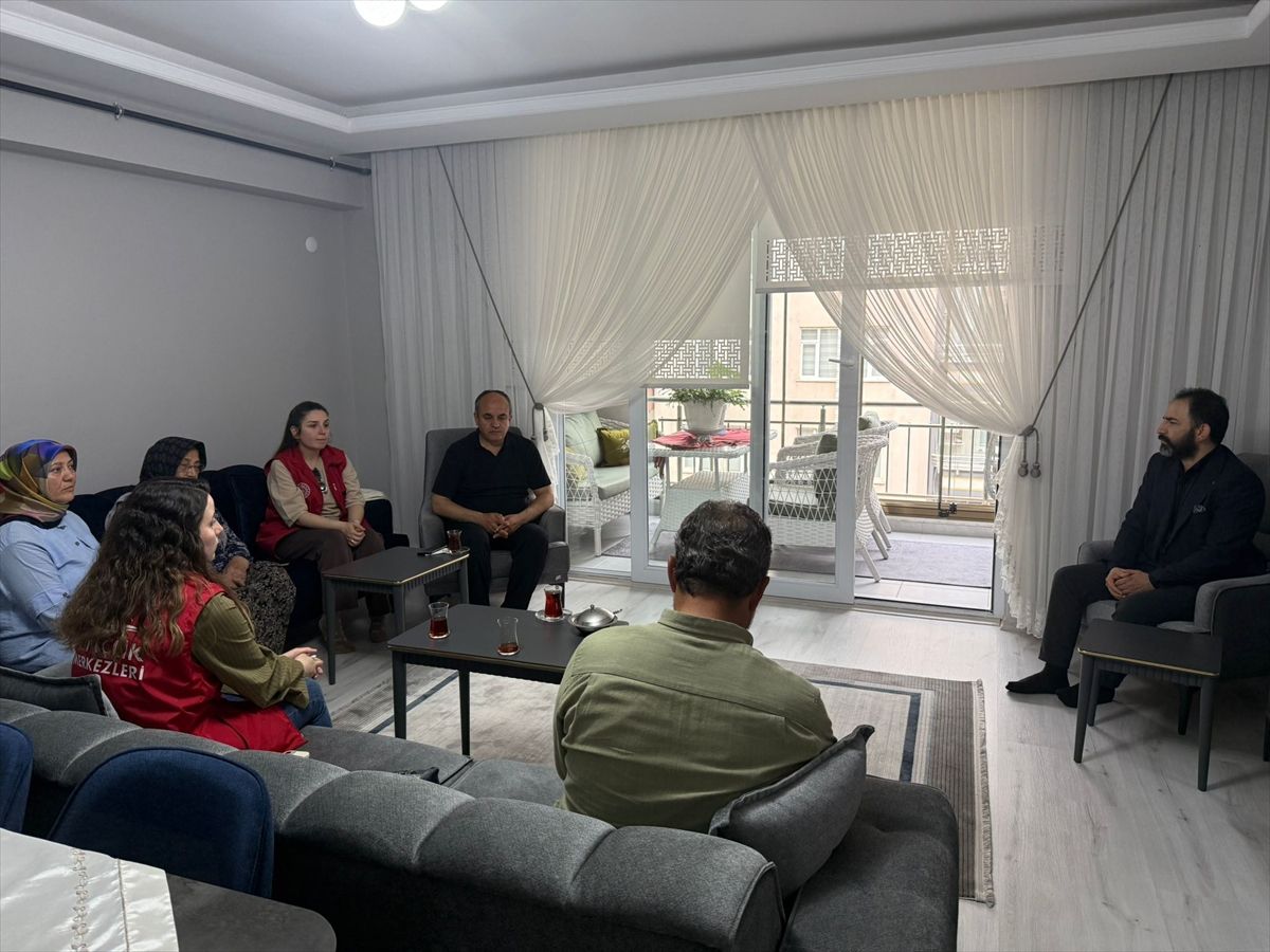Bafra’da Şehit Eşine Vefa Ziyareti